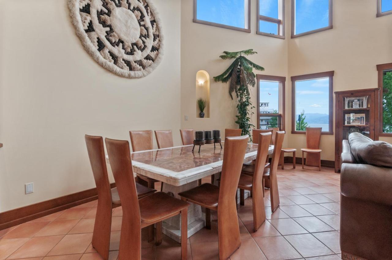 Casa Grande Inn & Suites ペンティクトン エクステリア 写真